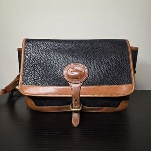 Vintage Dooney & Bourke Black & Tan AWL Crossbody